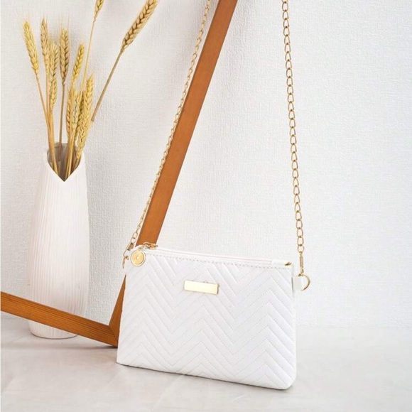 Women Stylish Crossbody Bag - Picture 3 of 6